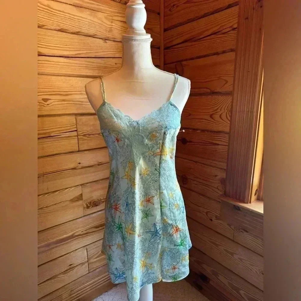 Victoria Secret chemise slip in blue with starfish pattern and lace detail small